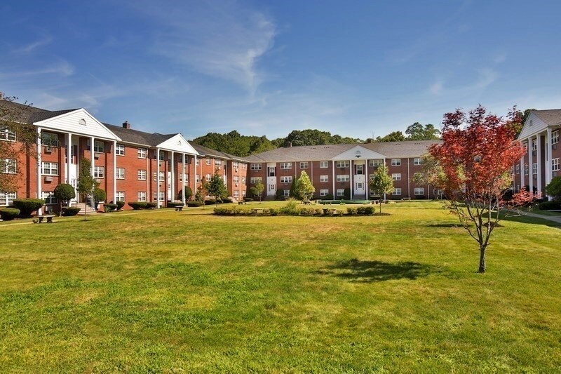 3 Old Colony Ln, Unit 5 in Arlington, MA - Building Photo