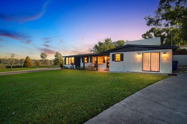 property at 63 Lake Hunter Dr