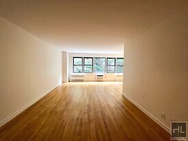 236 E 36th St in New York, NY - Building Photo