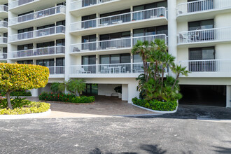 Meridian in Palm Beach, FL - Building Photo - Building Photo