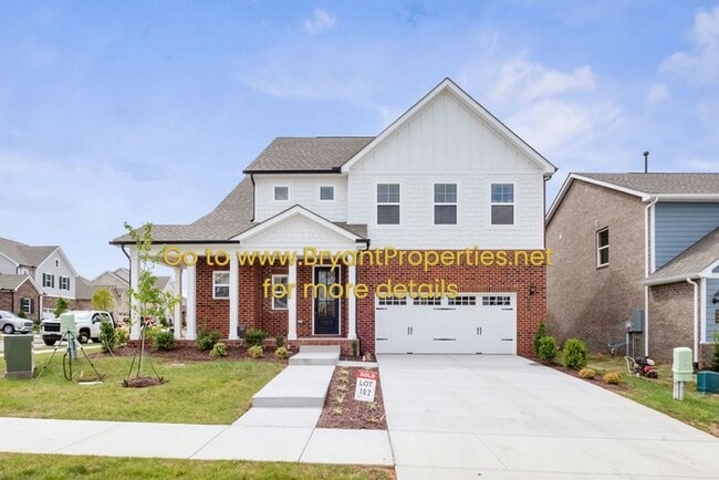 455 Triple Crown Cir in Gallatin, TN - Building Photo - Building Photo