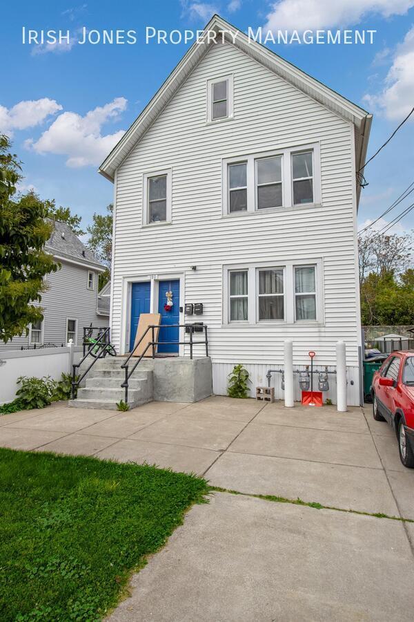 180 Mackinaw St in Buffalo, NY - Building Photo - Building Photo