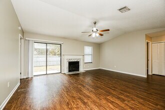 8050 Cumberland Gap Trail in Jacksonville, FL - Building Photo - Building Photo