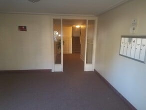 7141 S Euclid Ave, Unit 3N in Chicago, IL - Building Photo - Building Photo