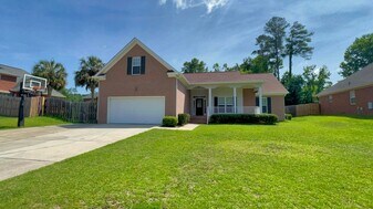 304 Farmington Dr in Evans, GA - Building Photo