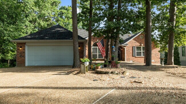 44 Devizis Cir in Bella Vista, AR - Building Photo - Building Photo