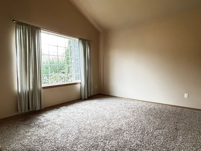 5518 208th St Ct E in Spanaway, WA - Building Photo - Building Photo