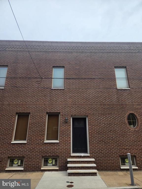 property at 1426 W Shunk St