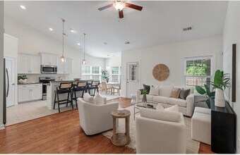 1610 Fishbone Dr in Johns Island, SC - Building Photo - Building Photo