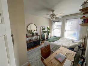 335 Harvard St, Unit #1 in Cambridge, MA - Building Photo - Building Photo