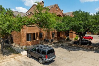 Tramor at Oak Bend in Austin, TX - Foto de edificio - Building Photo