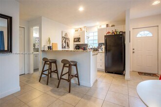 1229 NE 16th Terrace in Fort Lauderdale, FL - Foto de edificio - Building Photo