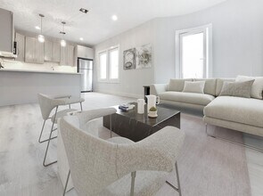 86 Fayston St, Unit 1 in Boston, MA - Foto de edificio - Building Photo