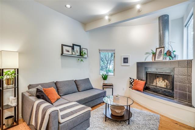 4241 Buena Vista St in Dallas, TX - Foto de edificio - Building Photo