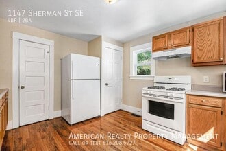 1147 Sherman St SE in Grand Rapids, MI - Building Photo - Building Photo