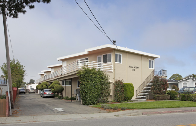 Opal Cliff in Santa Cruz, CA - Building Photo - Building Photo