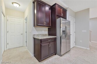 3805 Tilbor Circle in Ft. Myers, FL - Building Photo - Building Photo