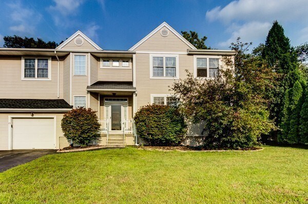 83 Odonnell Ave in Shrewsbury, MA - Building Photo