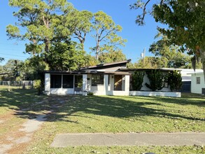 236 Seminole Ave in Titusville, FL - Building Photo - Building Photo