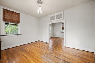 2220-2220 Salvador St in Cincinnati, OH - Building Photo - Building Photo