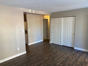 13160 E 13th Pl in Aurora, CO - Building Photo - Building Photo