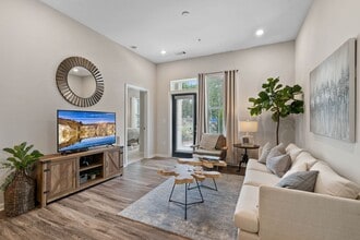 Avalon at Palisades in Charlotte, NC - Building Photo - Building Photo