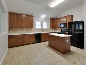 8039 Branson Park Ln in Humble, TX - Building Photo - Building Photo