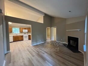 1228 Woodland Dr in Charlotte, NC - Building Photo - Building Photo