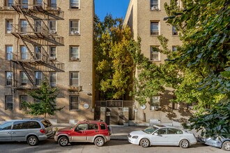 400 W 128th St in New York, NY - Foto de edificio - Building Photo