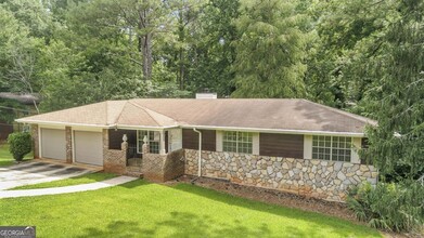 115 Club Cir in Stockbridge, GA - Building Photo - Building Photo