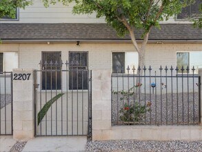 2207 N 9th Ave in Tucson, AZ - Building Photo - Building Photo