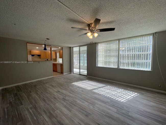 7875 Margate Blvd in Margate, FL - Building Photo - Building Photo