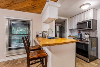 3041 Carpenter Upchurch Rd in Cary, NC - Building Photo - Building Photo