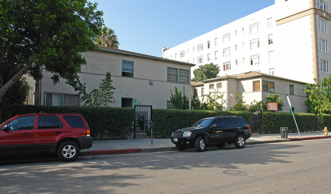 Whitley Apartments in Los Angeles, CA - Building Photo - Building Photo