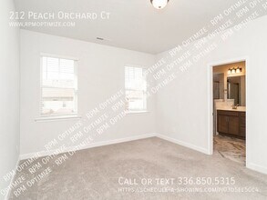 212 Peach Orch Ct in Mebane, NC - Building Photo - Building Photo