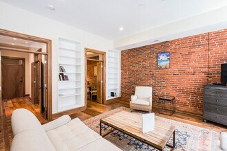 1737 Connecticut Ave NW in Washington, DC - Building Photo - Building Photo