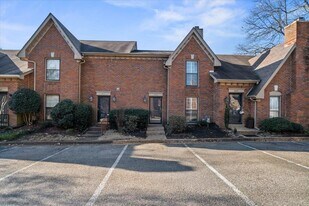 1039 Park Ct Dr in Memphis, TN - Building Photo