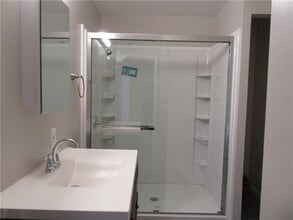 212 Vollmer Pkwy in Rochester, NY - Building Photo - Building Photo