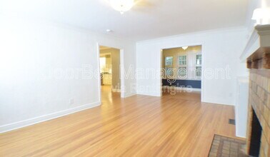 255 E 27th Pl in Tulsa, OK - Building Photo - Building Photo