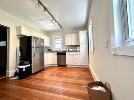 101 Heath St, Unit 1 in Somerville, MA - Building Photo