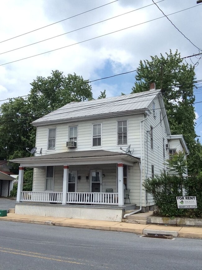 property at 39 E Willow St