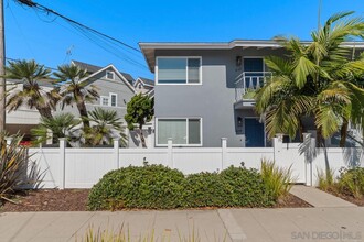 854 Olive Ave in Coronado, CA - Building Photo - Building Photo