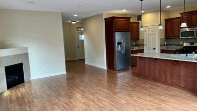 3703 NW 122nd St in Vancouver, WA - Foto de edificio - Building Photo