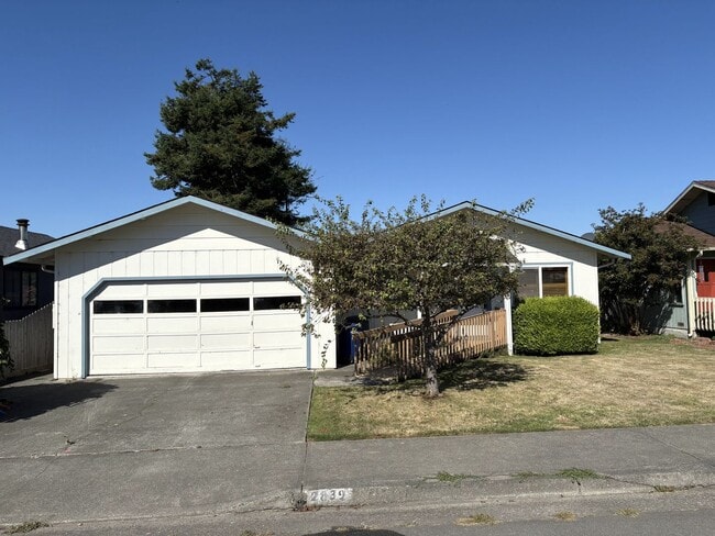 property at 2839 Wyatt Ln