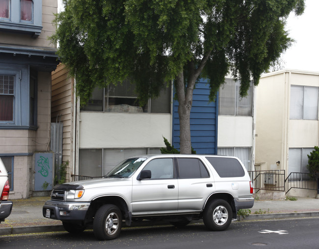 115 School St in Daly City, CA - Building Photo - Building Photo