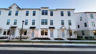 15244 Groveside Rd in Winter Garden, FL - Building Photo