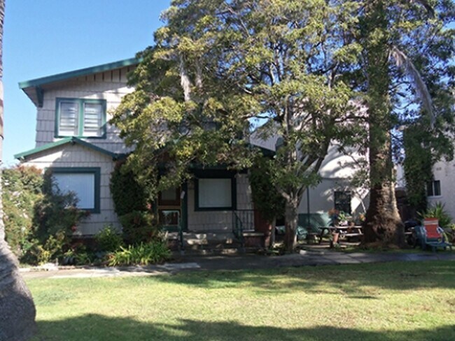 11923-27 Venice Blvd in Los Angeles, CA - Building Photo - Building Photo