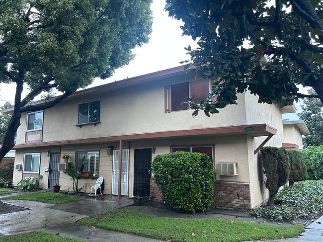 property at 8784 Valley View St