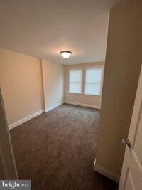 2417 McCulloh St photo'