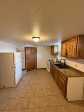 227 W 14th St in Junction City, KS - Building Photo - Building Photo